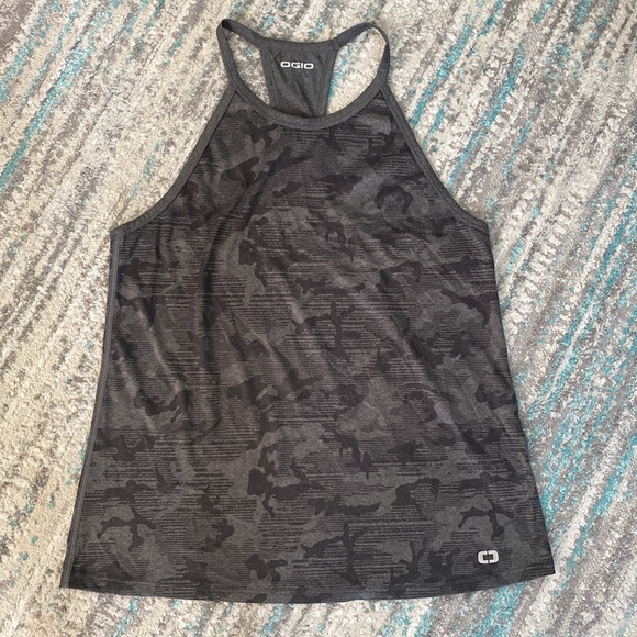 OGIO ® ENDURANCE Ladies Pulse Phantom Tank - Picture 3 of 6